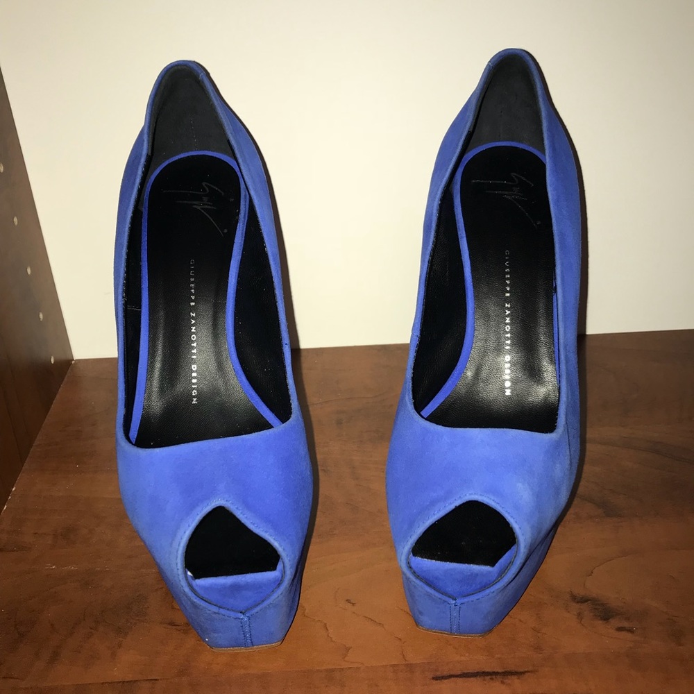 Authentic Giuseppe Platform w/ Peep Toe